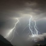 Persiste l’allerta gialla in Sicilia: Avviso della protezione civile su condizioni meteo avverse